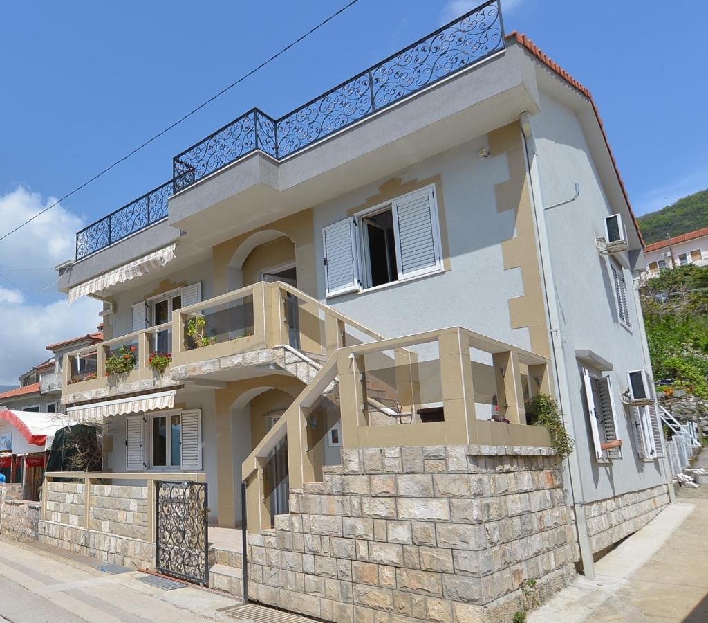 Apartment Sm Herceg Novi Eksteriør bilde