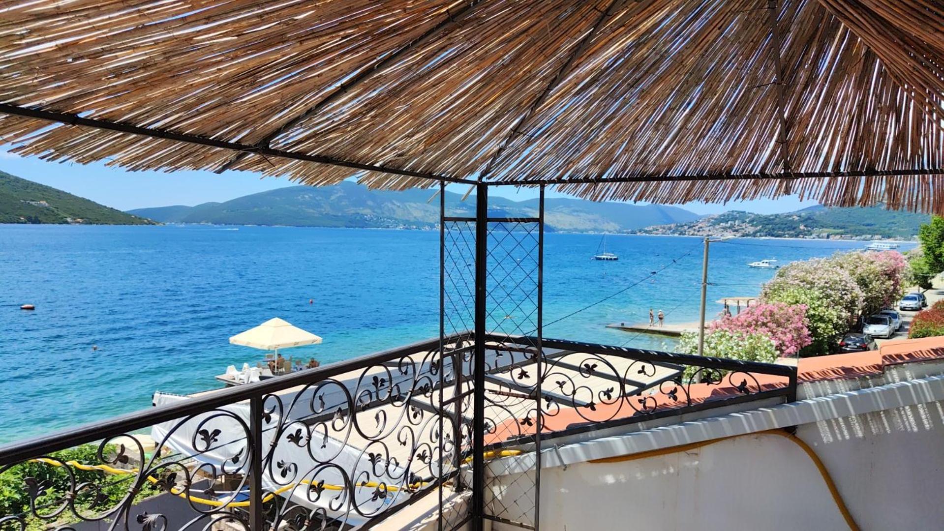 Apartment Sm Herceg Novi Eksteriør bilde